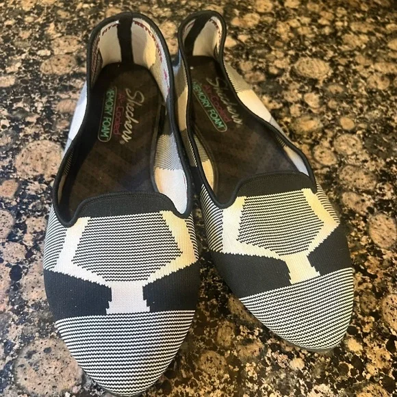 Skechers air cooled memory foam stretch, fit Lady shoe size 8 1/2 preowned - Picture 3 of 8